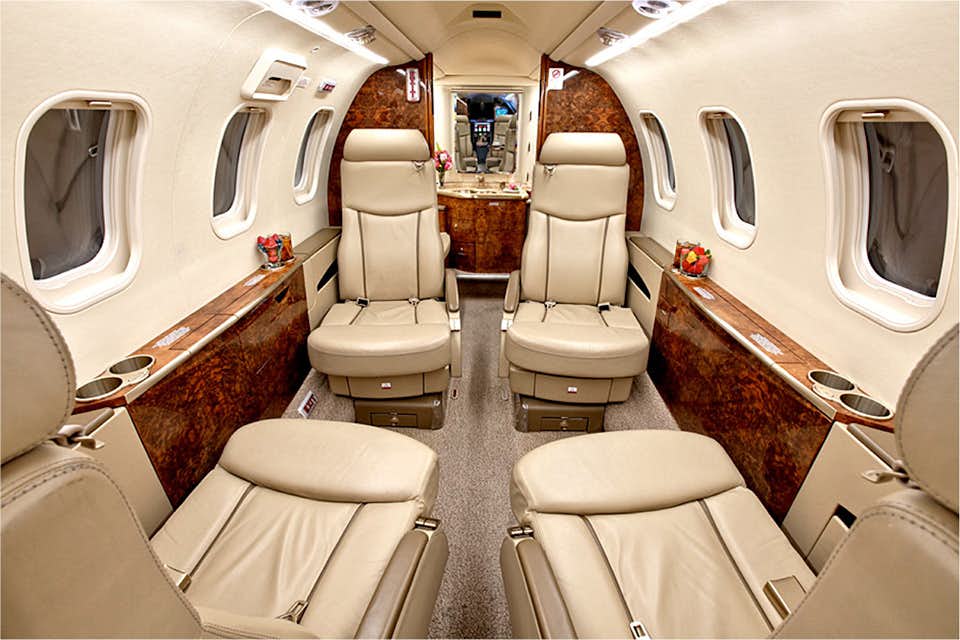 Bombardier Challenger Interior