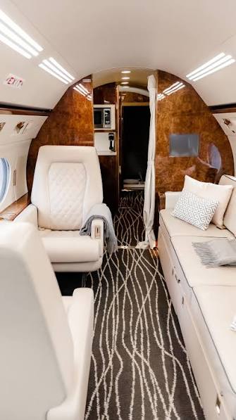 Aircraft detailing work for Robert Williams